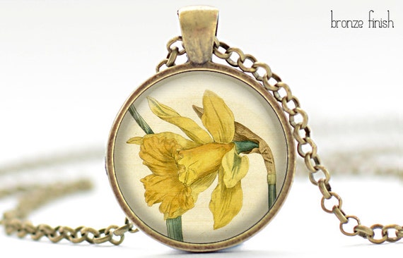  Flower Necklace, Narcissus Art Pendant, Buttercup Jewelry 026