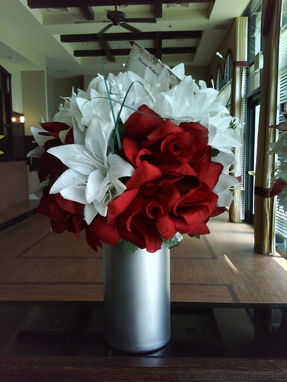 Items similar to TABLE CENTERPIECE on Etsy