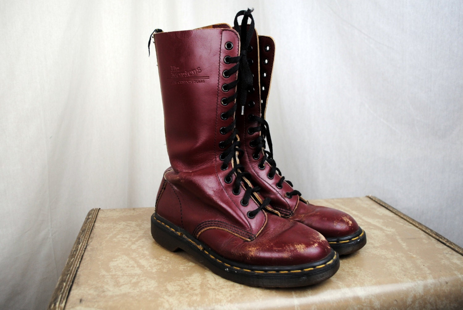 doc martens red shoe laces