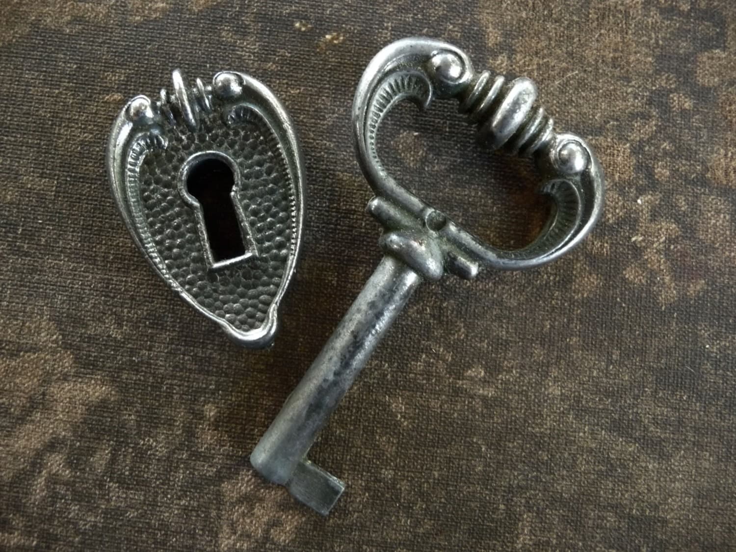 Skeleton Keys REPRODUCTION Fancy Keys by CreativeARTifacts