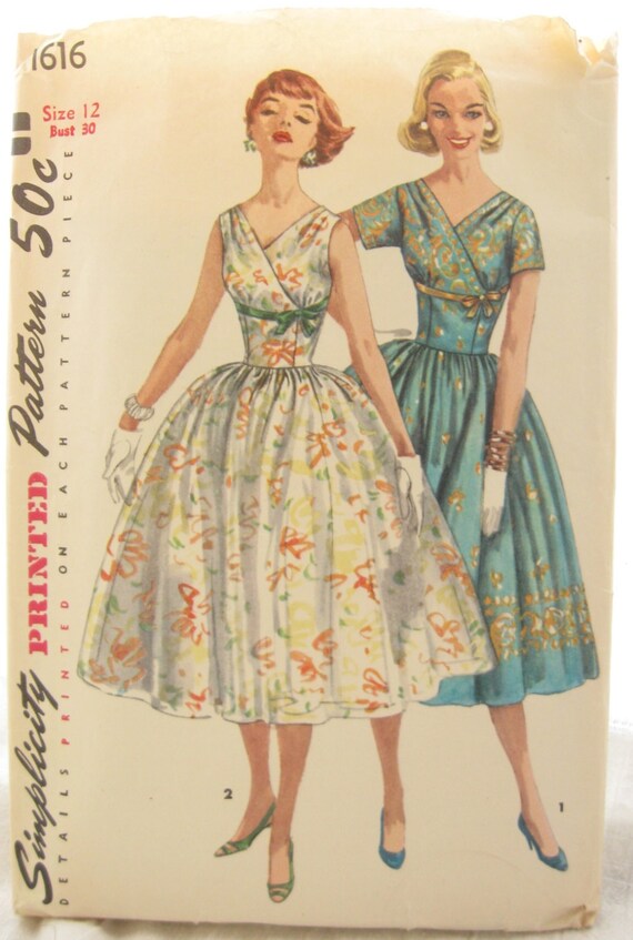 Simplicity 1616 Full Skirt 1950s V Neck Formal  Dress  Vintage