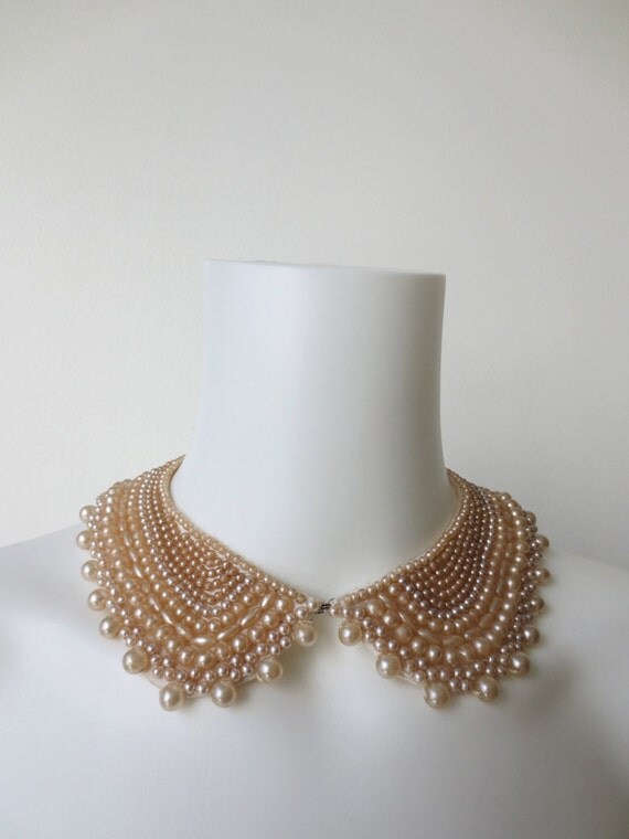 Gorgeous Vintage 1950s Faux Pearl Beaded Collar