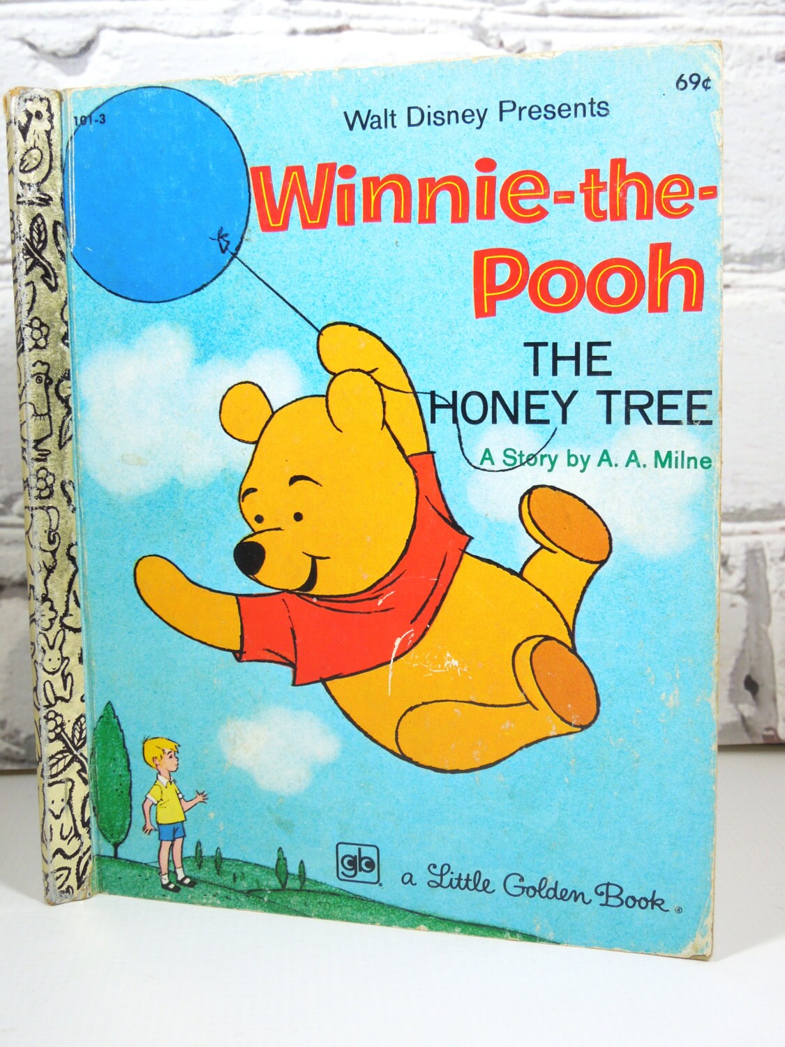  Winnie  the Pooh  Vintage Little Golden Book  1979