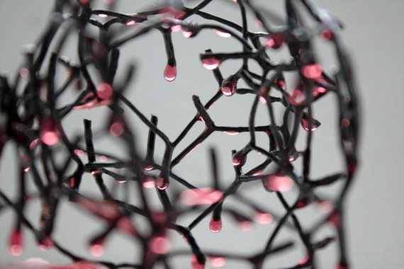 Small decorative ball made out of chicken wire & by madebymanos