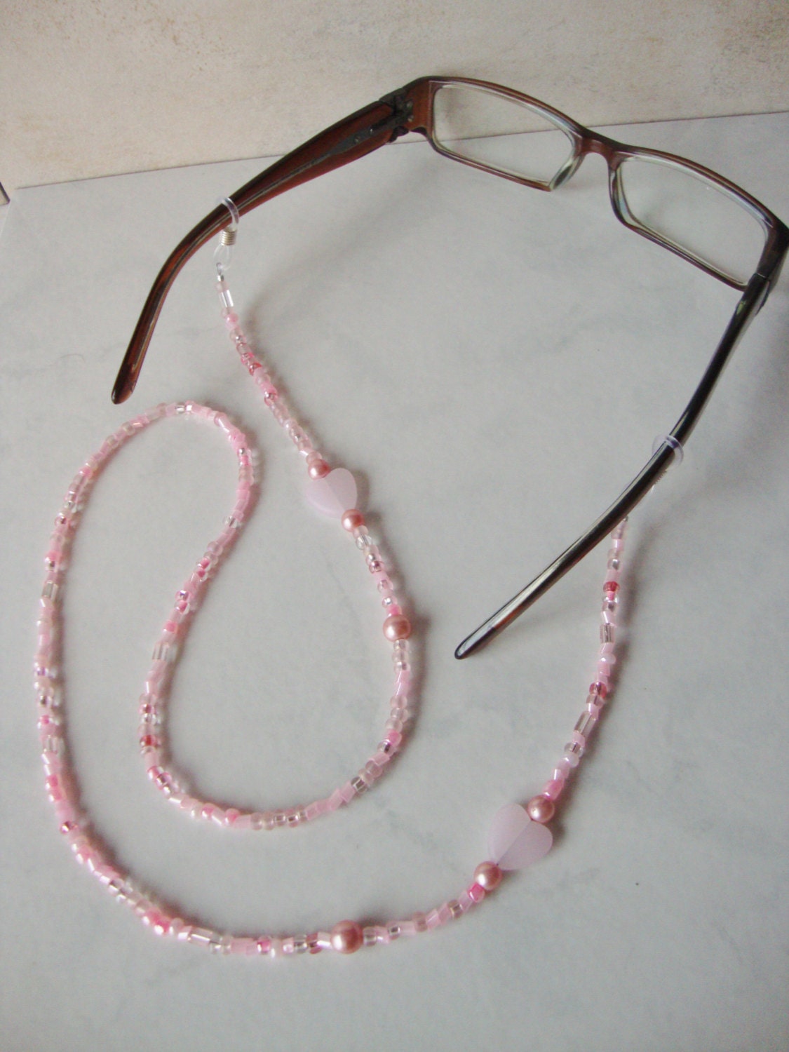 Beaded Eyeglass Holder / Eyeglass Chain Handmade with Pink