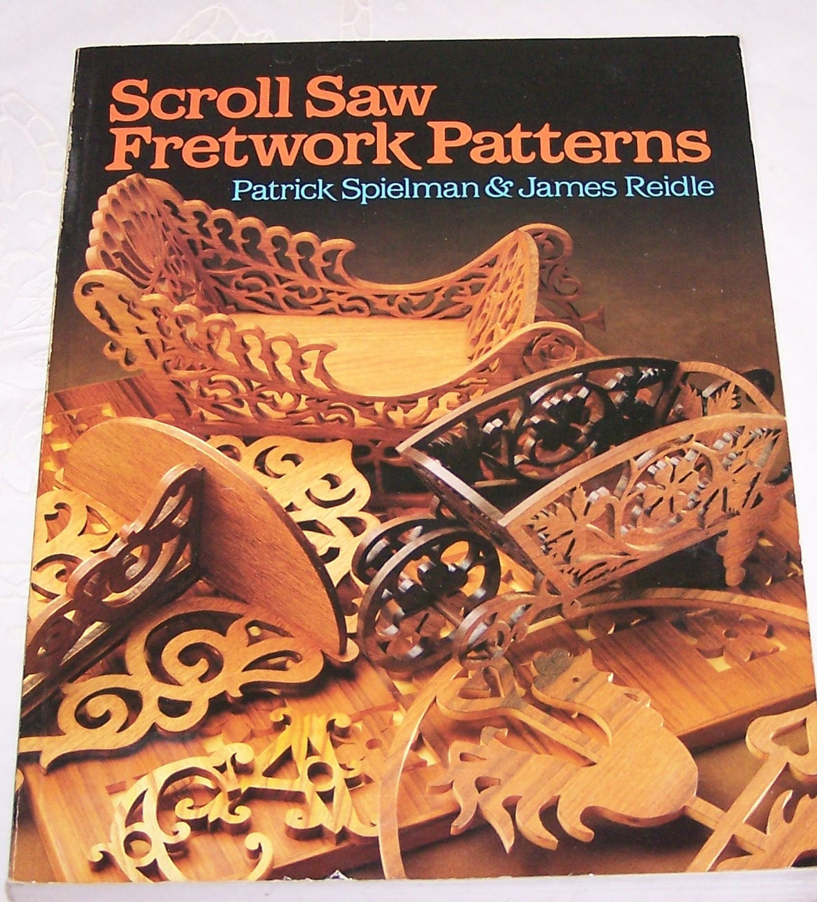 Fretwork Scroll Saw Art Patterns Book 1989