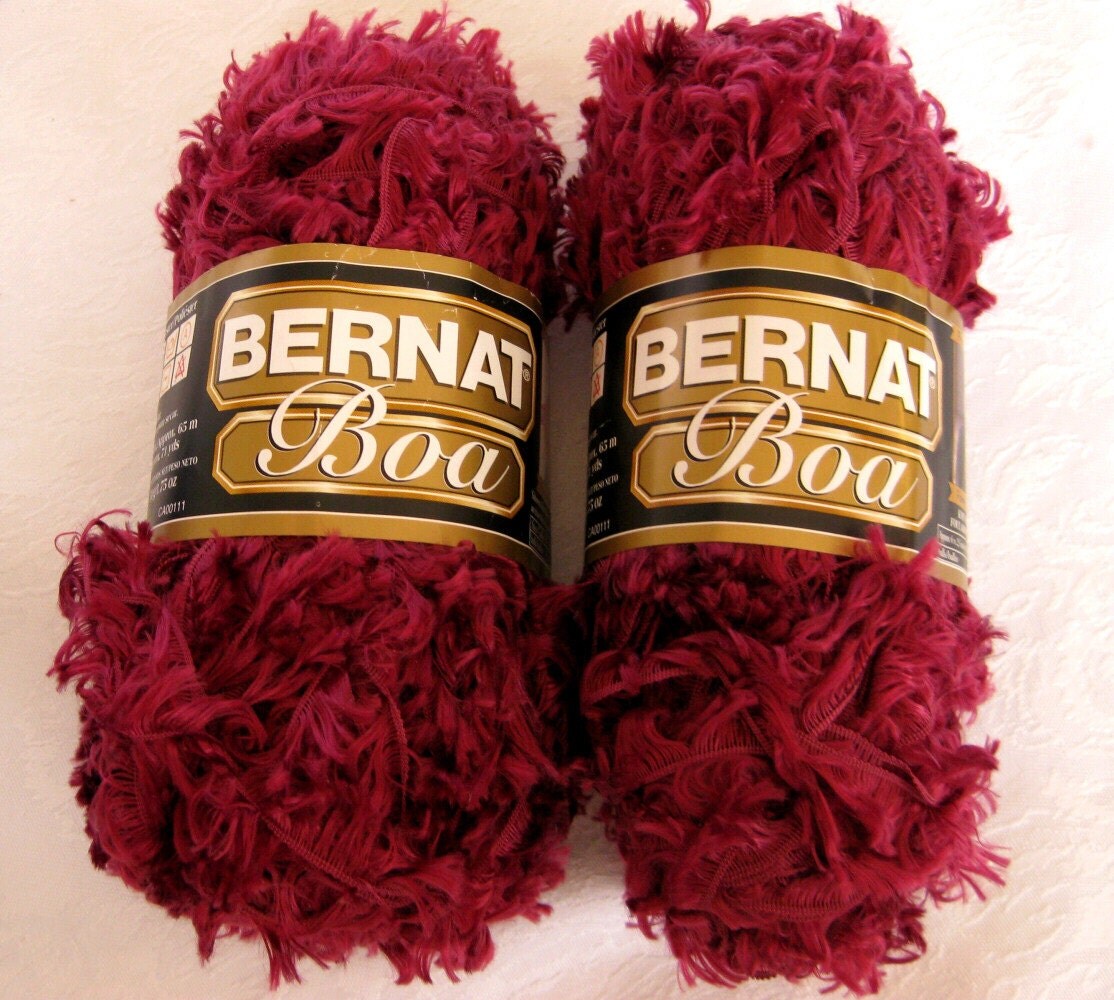 Bernat BOA fur yarn Whiney Bird dark red bulky by crochetgal