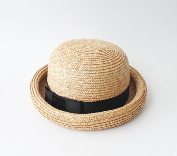 1990's Round Top Rolled Brim Boater Straw Hat by OiseauVintage
