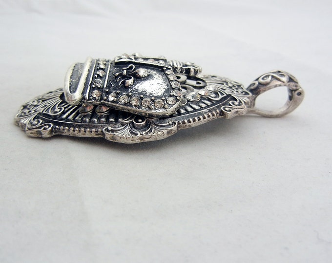 Large Antique Silver-tone Crown Pendant with Magnetic Clasp