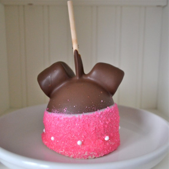 Minnies Bow-Tique Caramel and Chocolate Apples
