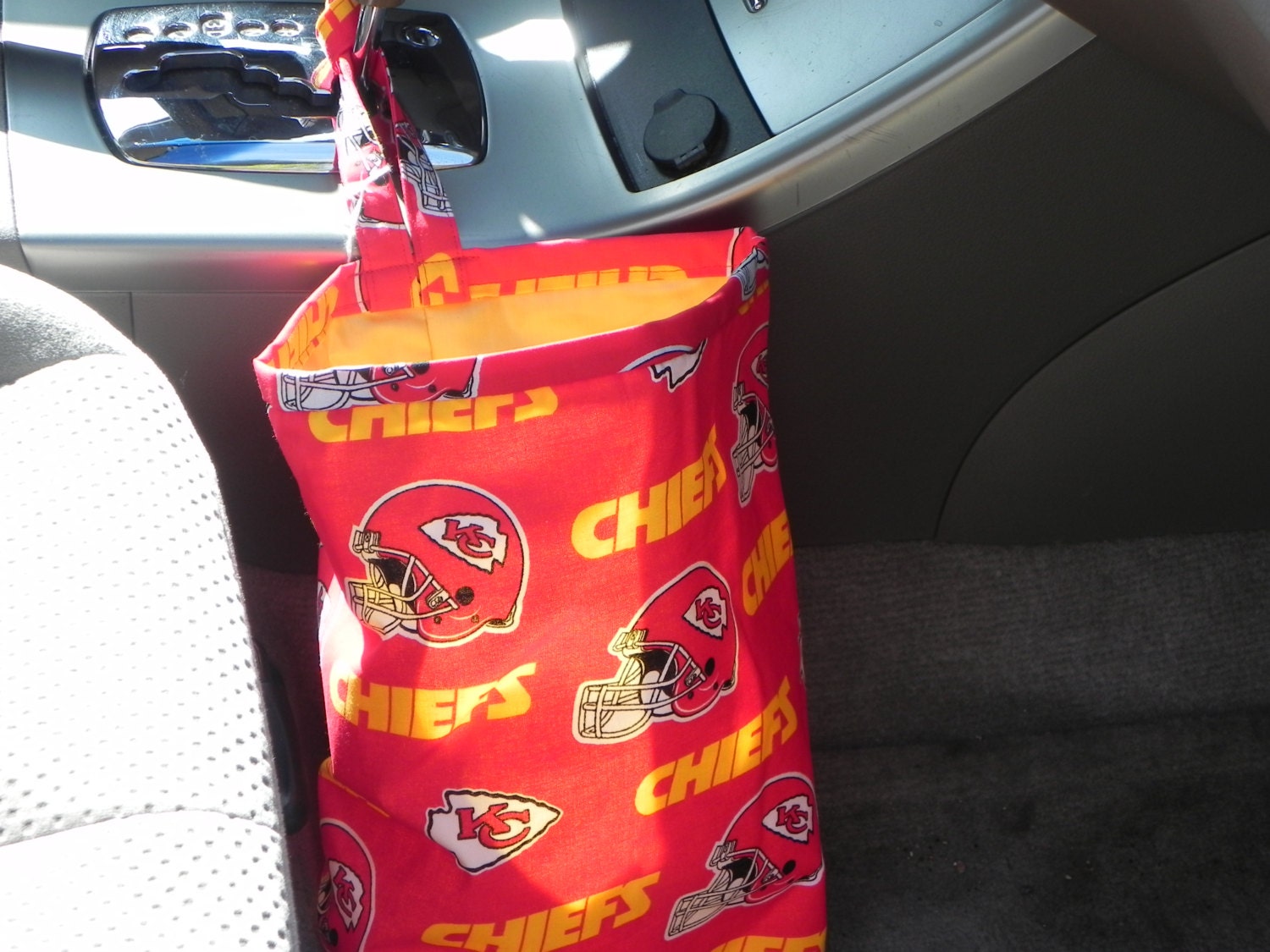Kansas City Chiefs Classy Car Trash Bag / Item CL125