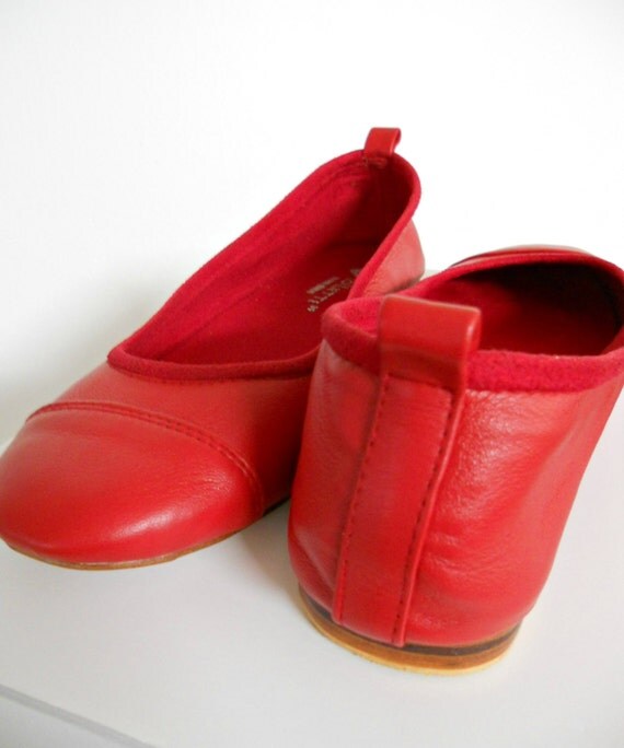 LUNAR Ballet Flats Leather Shoes 39 Cherry Red.