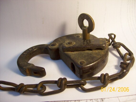 Heavy 1959 L&N Railroad Lock with Key. Made in by yfairley
