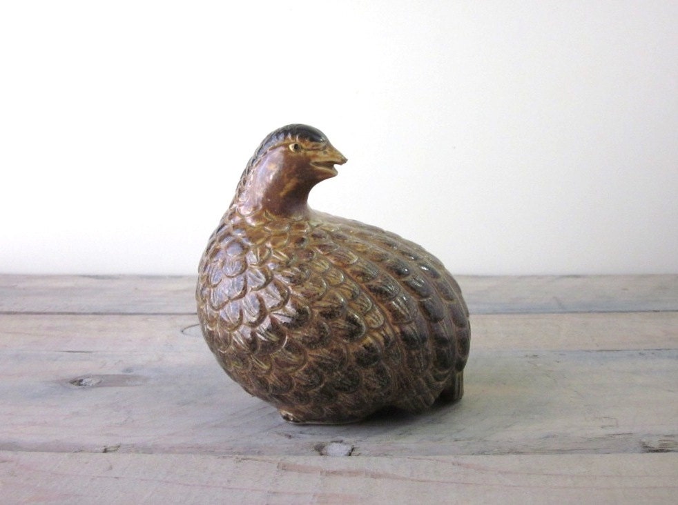 Vintage Quail Pottery Figurine