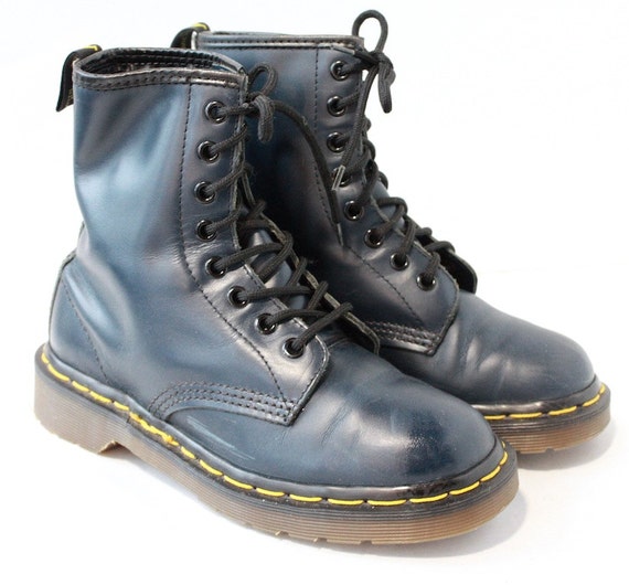 SALE Doc Martens 8 hole Boots Dark Navy // by TrueValueVintage