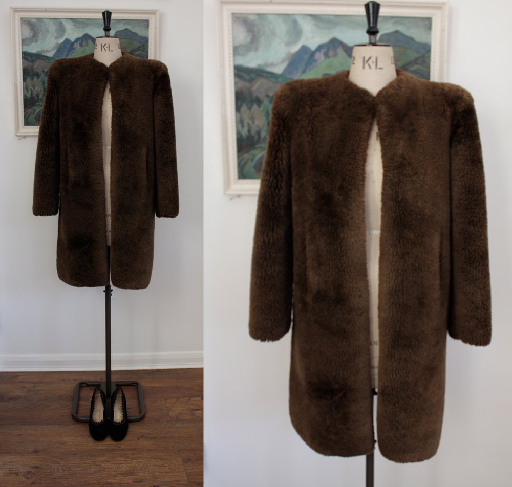 Vintage 1940s Brown Fur Beaver Lamb Coat Size Medium