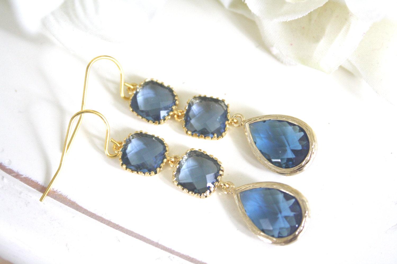 Gold Earrings, Blue Earrings, Sapphire Earrings Dangle, Bridesmaids Jewelry, Bridesmaid gifts, Navy Wedding, Gifts for Her Girlfriend Gifts
