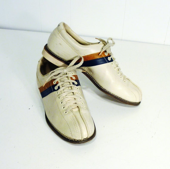 HOLD vintage mens Striker bowling shoes boho size 9 and a