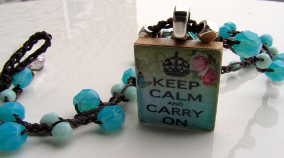 Traduci Keep Calm And Carry On