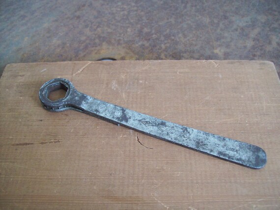 1917 Ford wrench #5