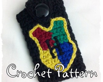 CROCHET PATTERN to make a Harry Potter Hogwarts Crest Phone Case for iPhone, iTouch, Samsung, android, or similar size devices. PDF Format