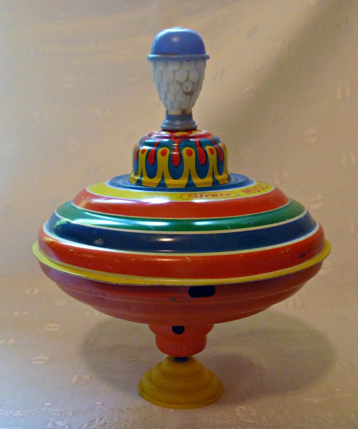 STRACO MUSICAL SPINNING Top Made in West by EauPleineVintage