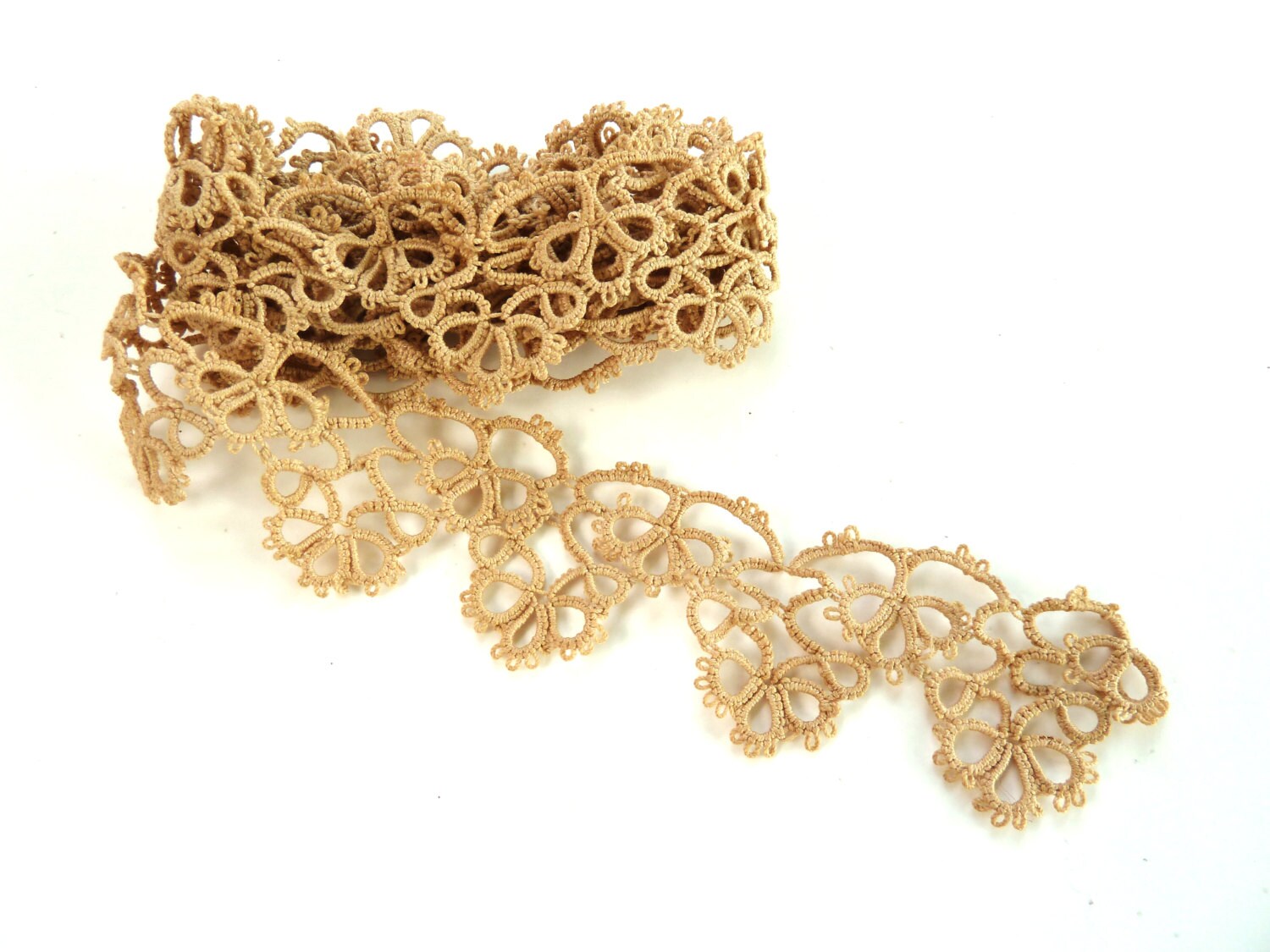 Antique Tatting Lace Trim by JosephineMarchons on Etsy