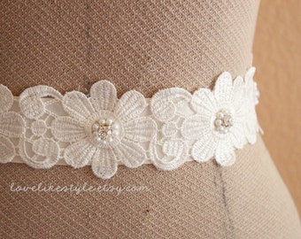 Ivory Flower Venice Lace with Rhinestone and Pearl Beads Sash , Bridal Sash, Bridesmaid Sash / SH-30