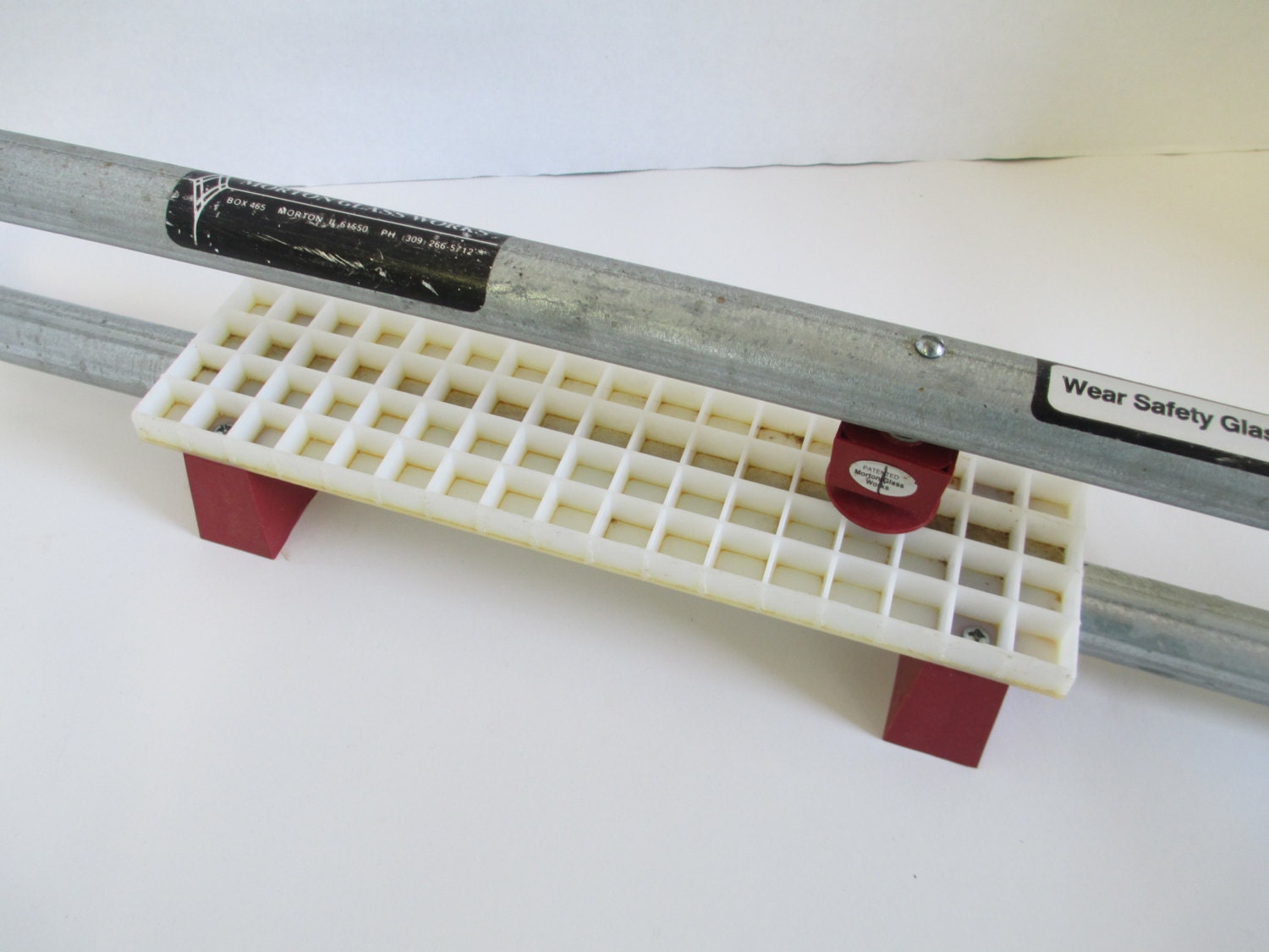 Stained Glass tool Morton safety break M80 Glass score and