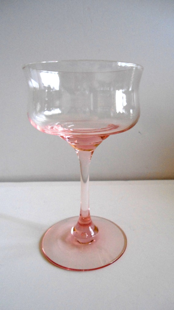 Vintage Pink Champagne Glasses 8