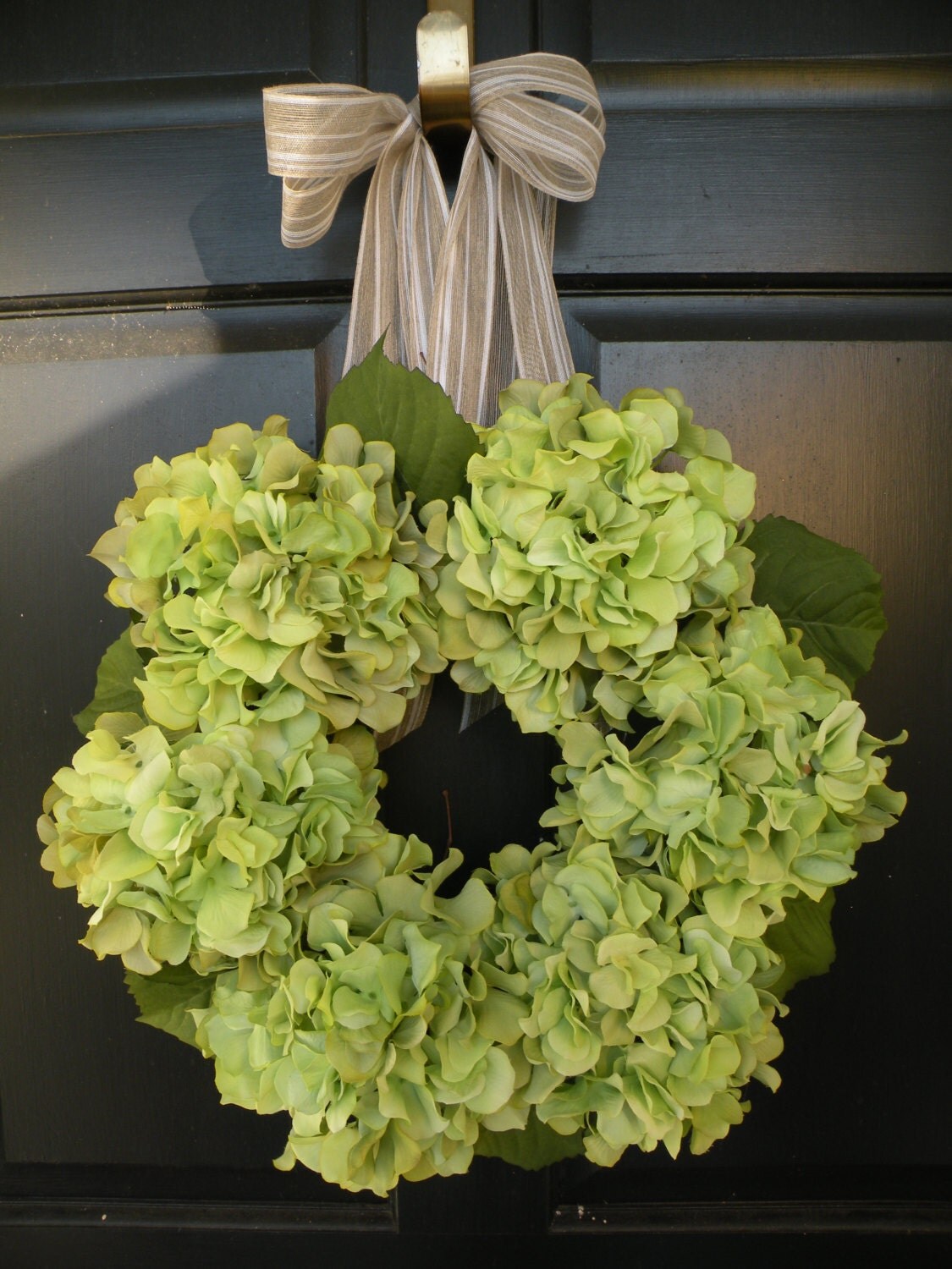Green Spring Hydrangea Wreath by Daulhouseshop on Etsy