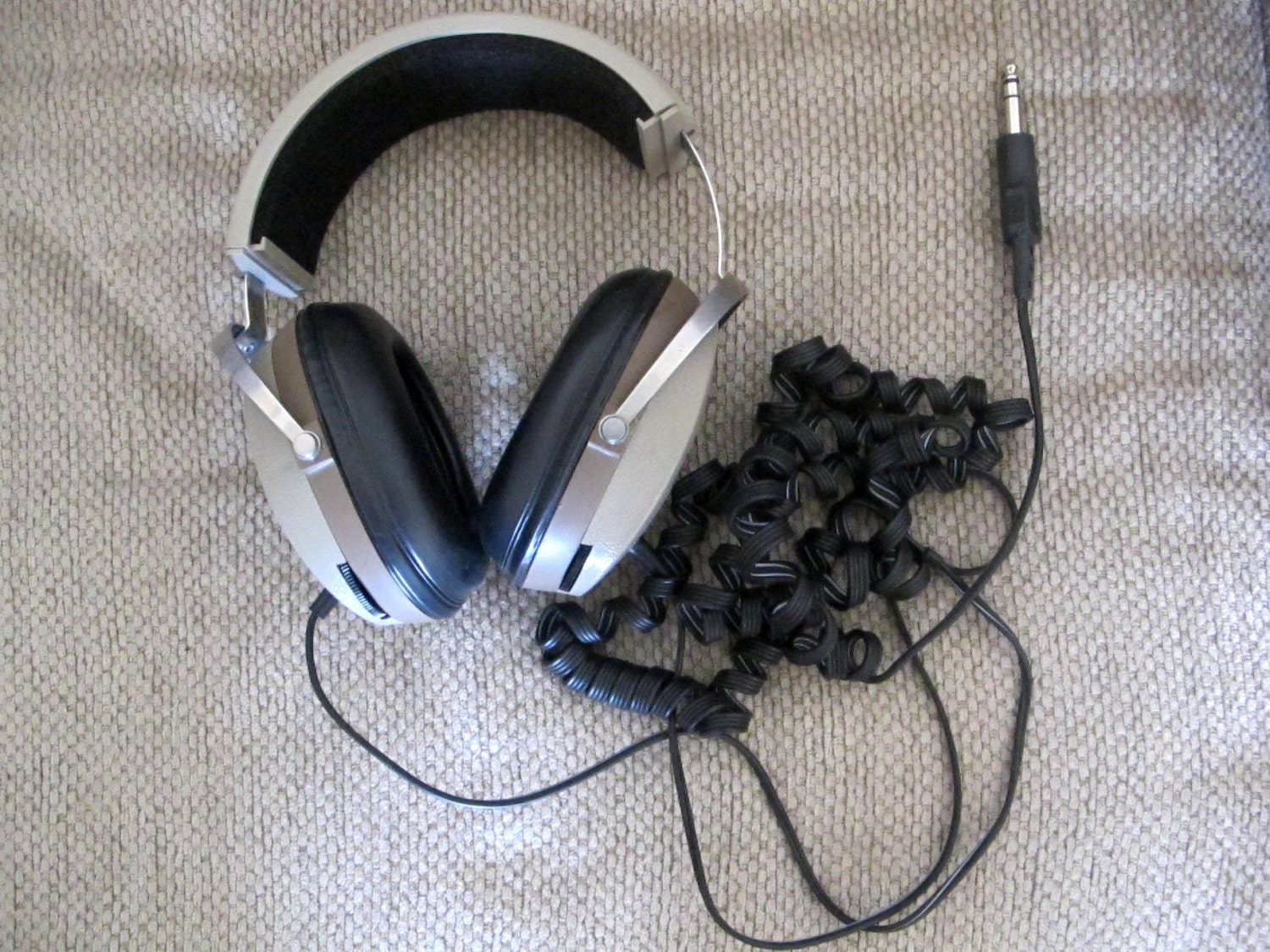 Radio Shack Realistic Pro 1/Koss Pro 4AA Headphones