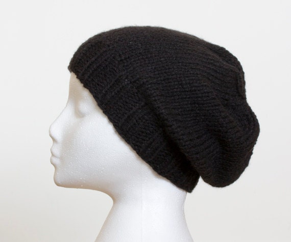Your Selections Shop our favorite hats for women, right here at Urban Outfitters! Browse our selection of women’s hats, including women’s baseball hats, women’s beanies, women’s sun hats fedora hats for women + more.