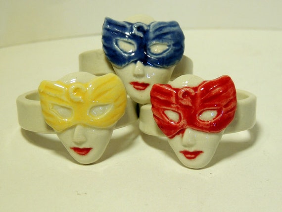 mardi gras mask napkin rings