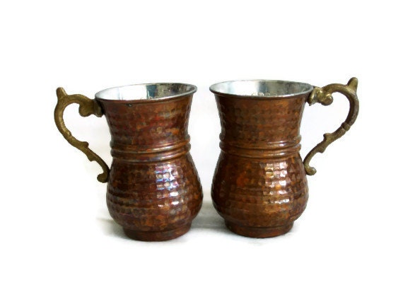 Vintage hammered copper coffee MUGS 2 Moscow by cabinetocurios