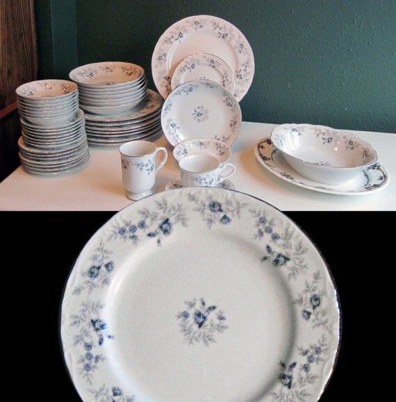 Wedding Dinnerware 57 Piece China Set Daniele Baroque Bleu