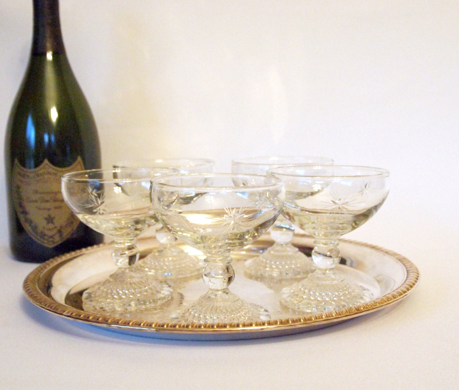 Vintage Coupe Champagne Glasses Etched With Stars with