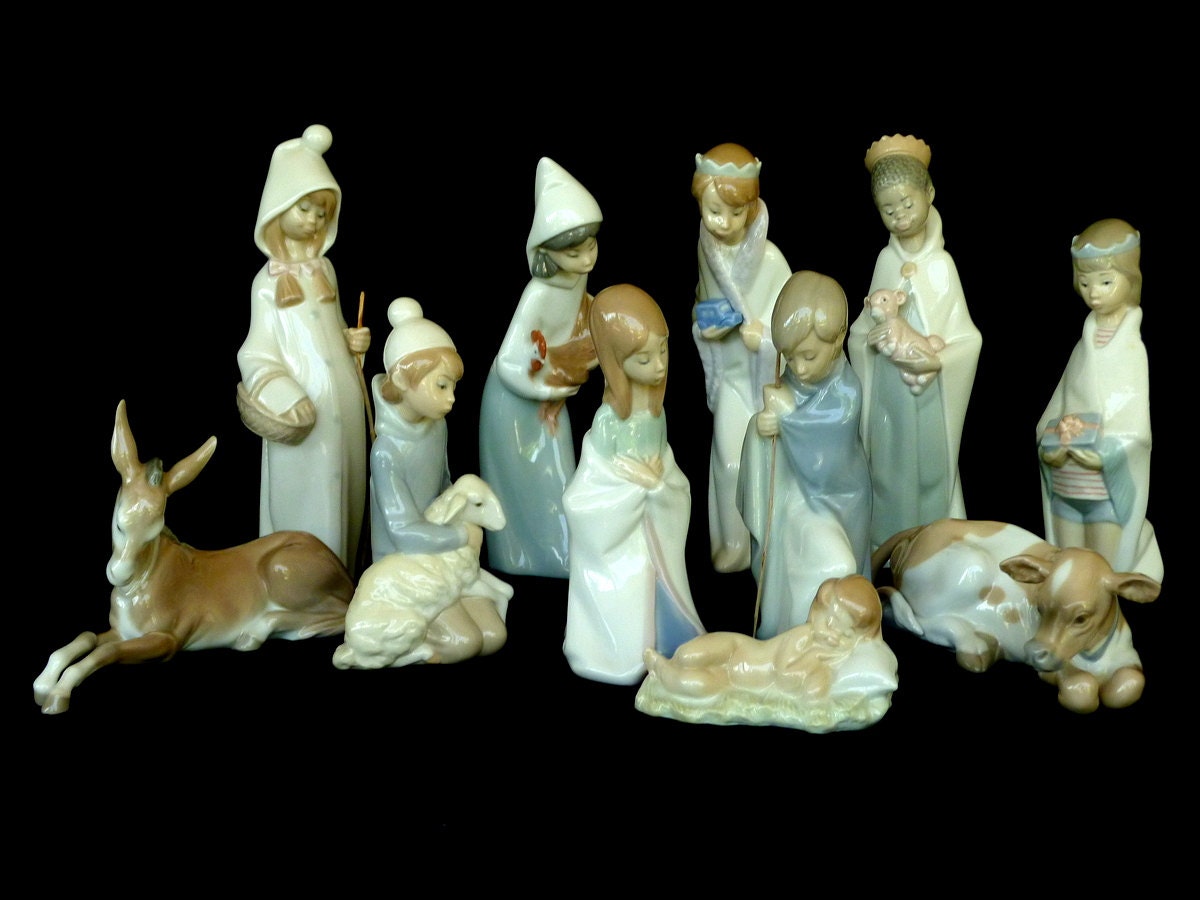 SALE Lladro Children Nativity Complete Eleven Piece Set