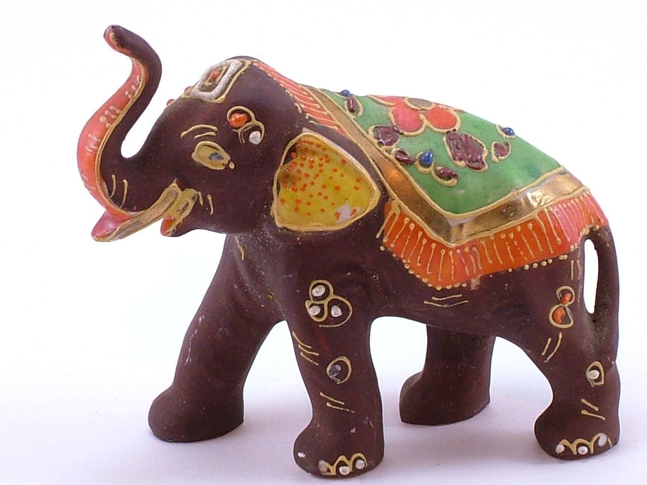 painted elephant figurines