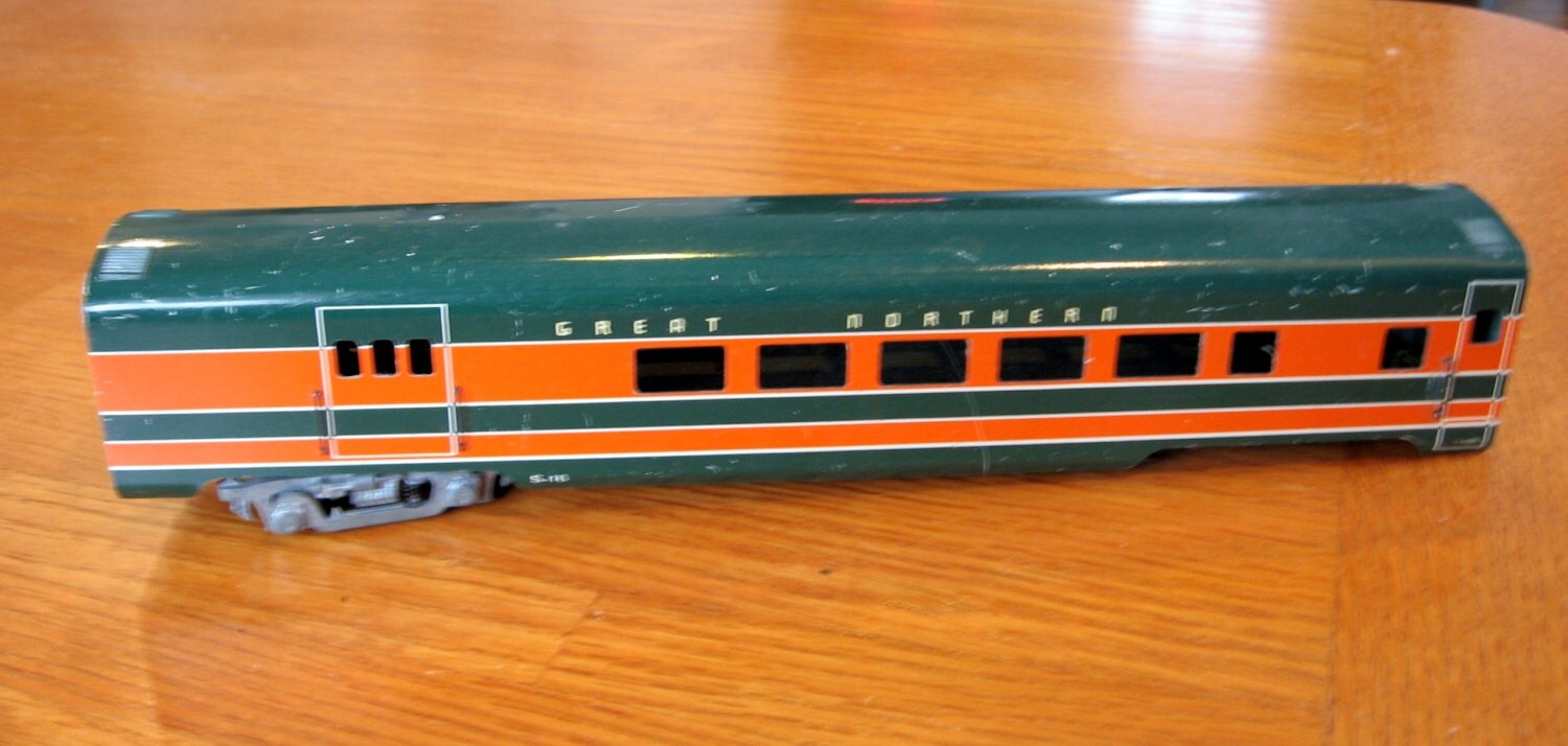 1950s Great Northern Passenger Car/ Baggage Car HO by ToysnSuch