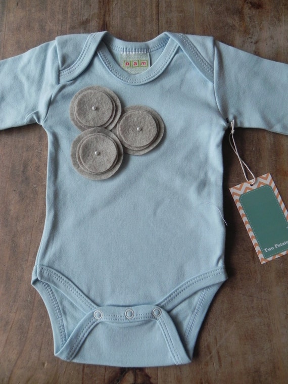 Items similar to Felt flower posie baby girl onesie on Etsy