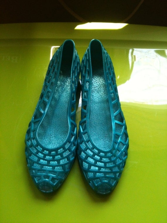 Vintage 80s jelly shoes made in France by TheShabbyPunk on Etsy