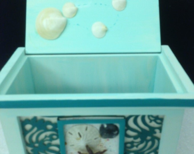 Decorative Wood Shell Box with Glass Knob and Removable Insert
