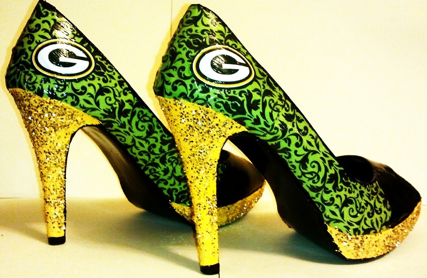 Size 6 Green Bay Packers High Heel Packers Shoe by ShOoDesigns