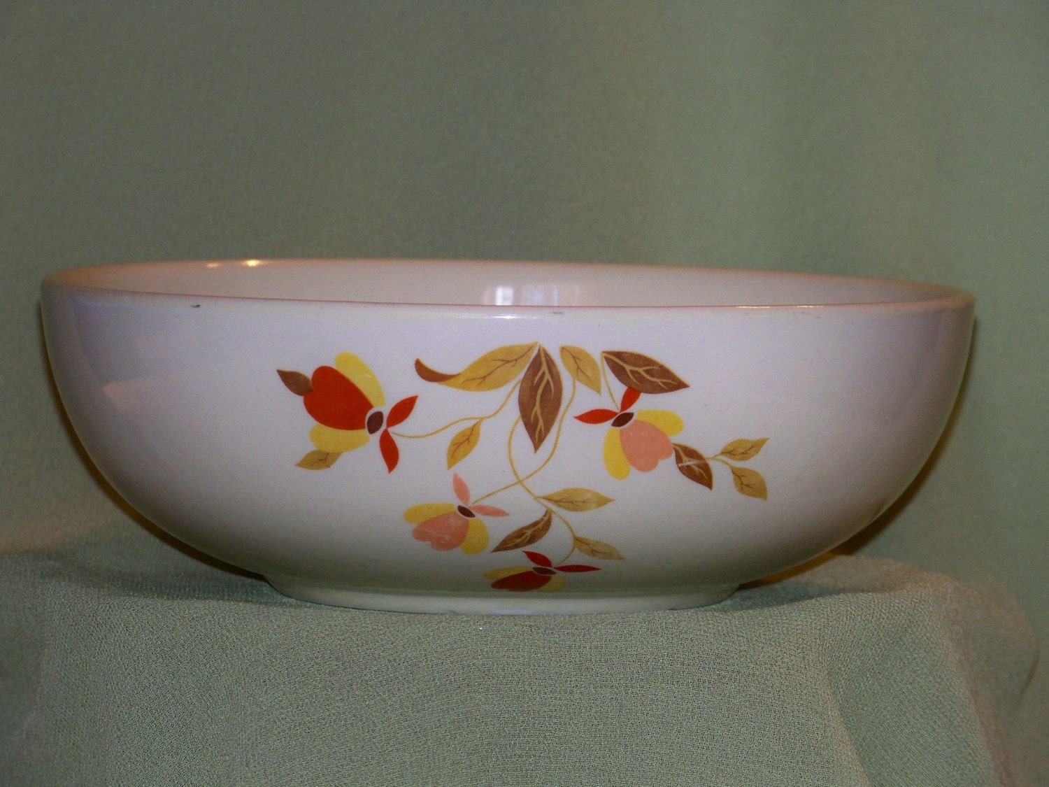 Vintage Jewel Tea Serving Bowl Autumn Leaf Pattern by DellaNora