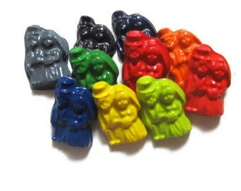 Bride and Groom Wedding Crayons set of 40 - Wedding Favors - Kids Wedding Favors - Wedding Crayons - Bride and Groom - Shaped Crayons