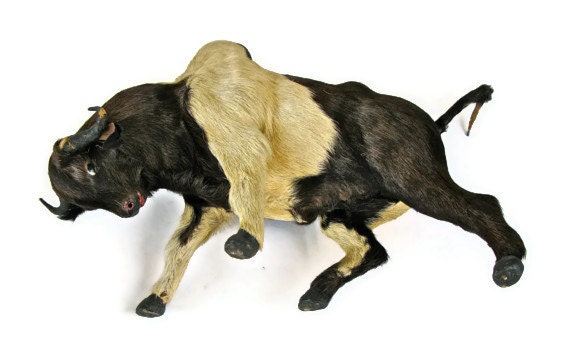 brahman bull figurine