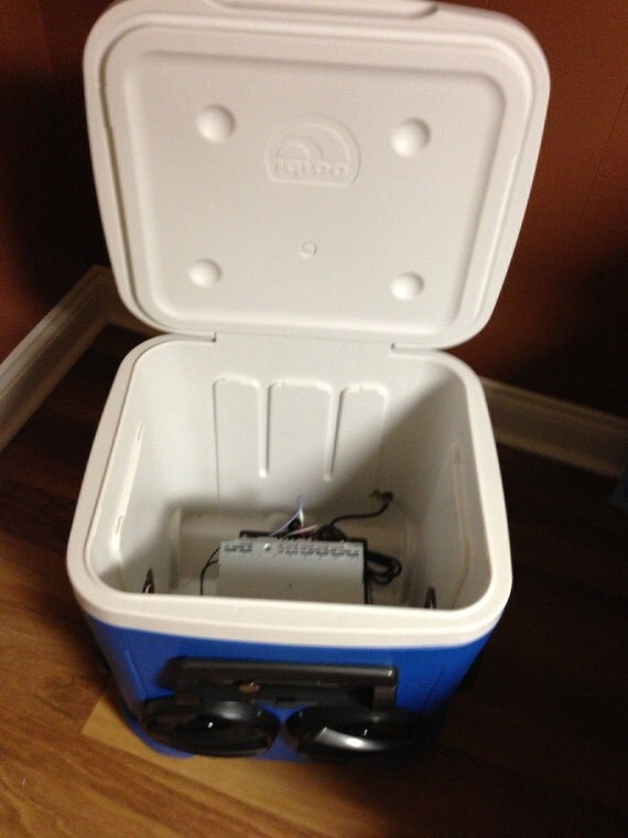 Cooler stereo Ice chest stereo Beach Radio Louisiana