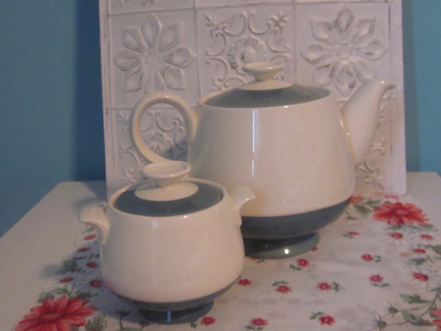 Vintage Homer Laughlin Cavalier Eggshell Teapot w/ Sugar Bowl