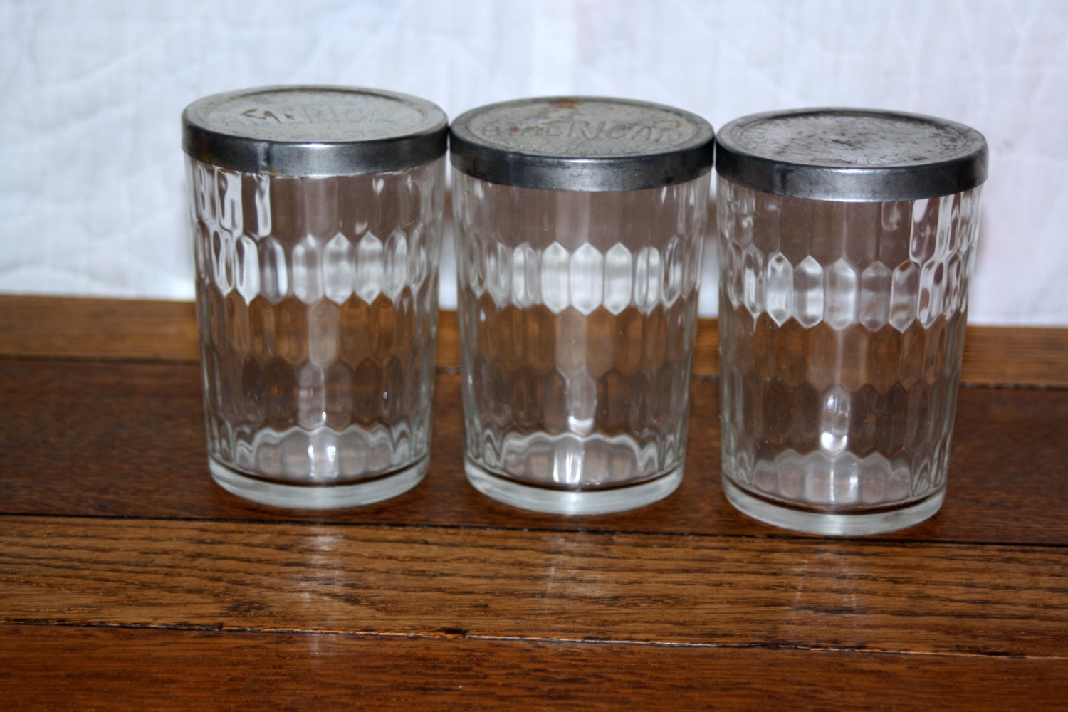 Vintage collectable Snuff glasses with tin lid